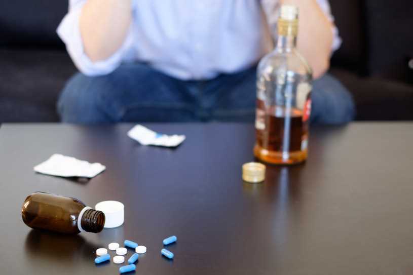 Drinking alcohol amitriptyline